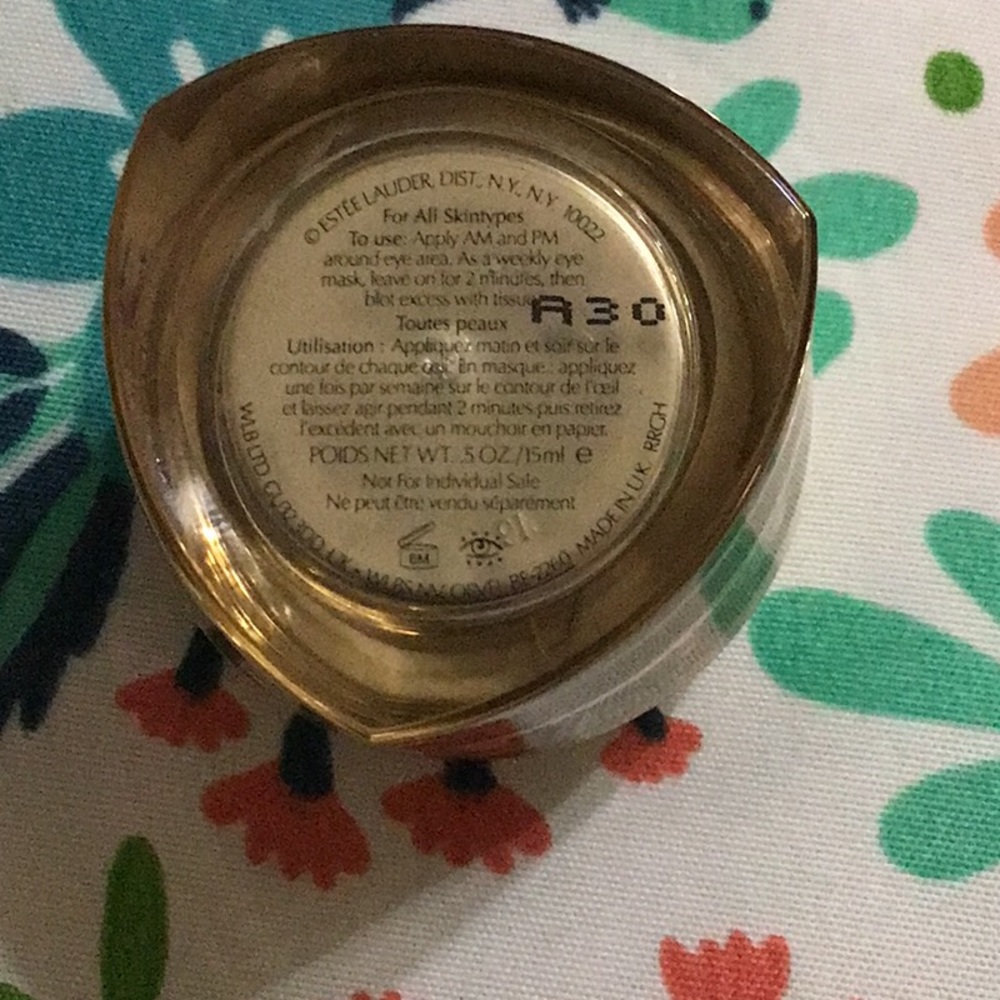 Estée Lauder Anti-Aging Eye Balm - Picture 4 of 4